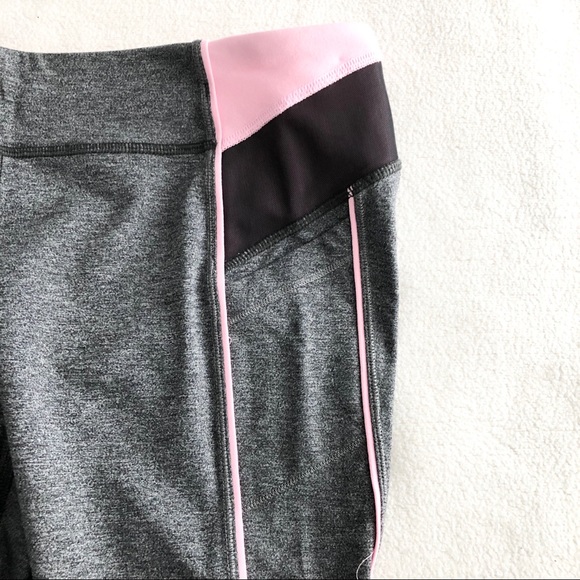 Ivivva Girls Crop Leggings (Lululemon) 12 - Picture 5 of 5